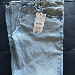 ZARA Jeans, straight low rise, regular length, size 8 US
